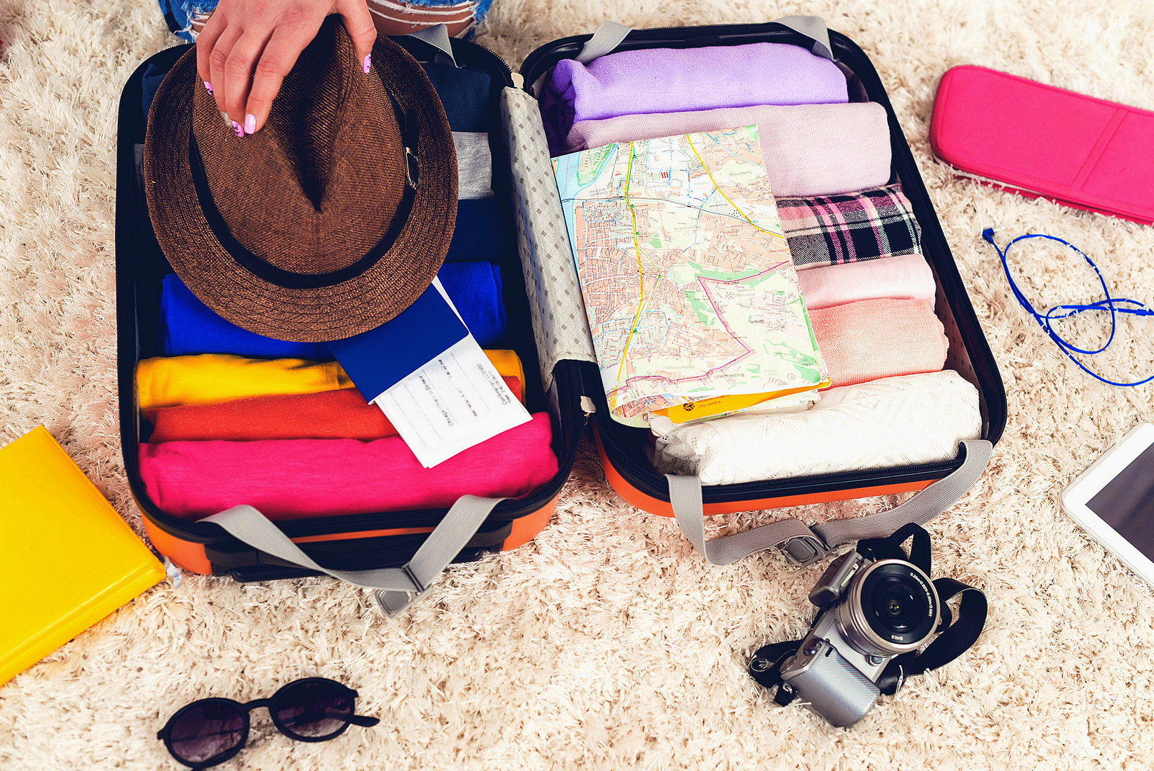 Handgep&auml;ckskoffer ge&ouml;ffnet