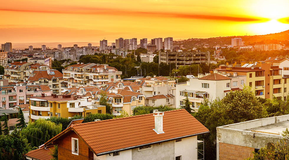 Varna von oben beim Sonnenuntergang