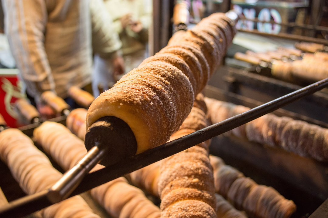 Trdelnik – zuckriges Walnuss-Gebäck